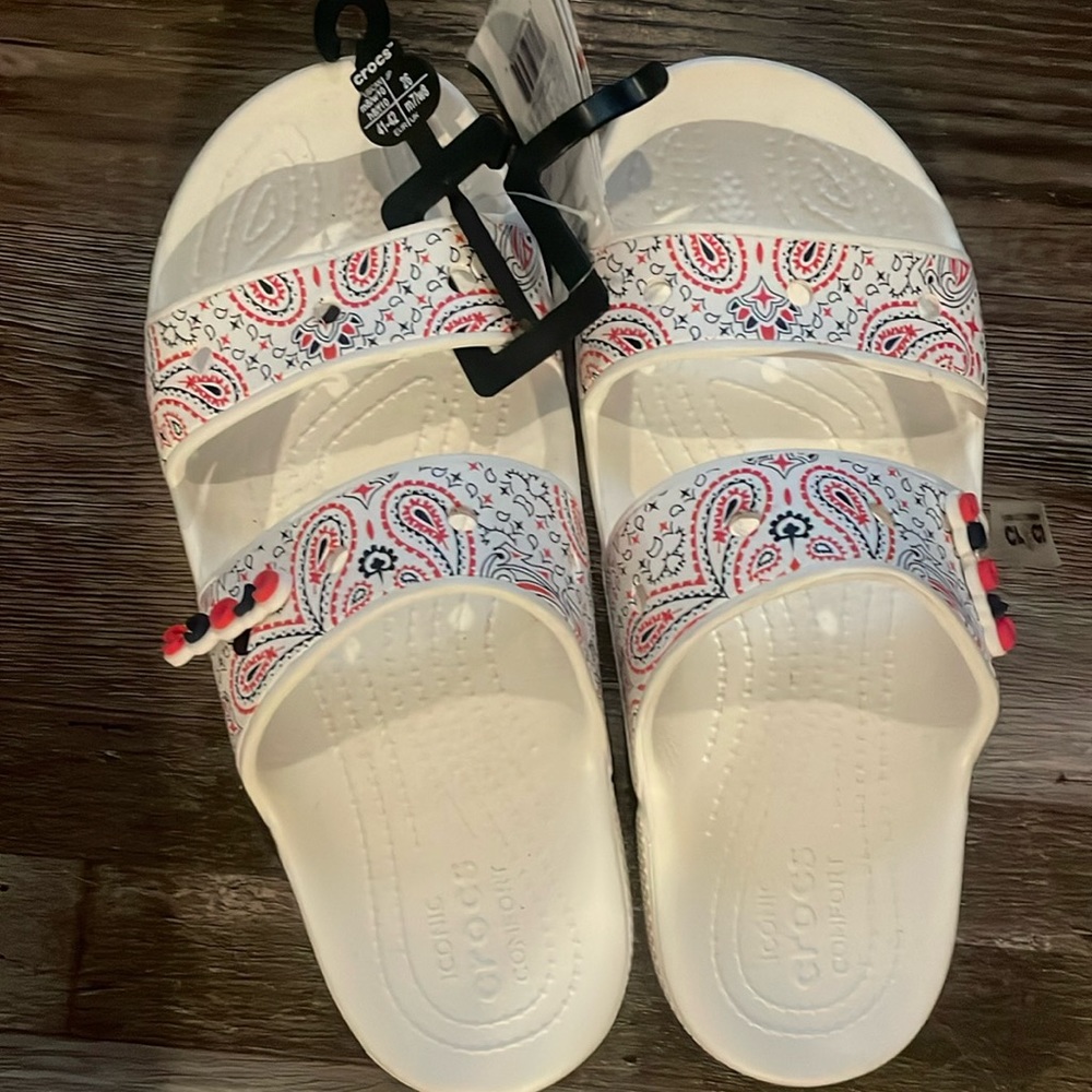 Crocs slip on sandal